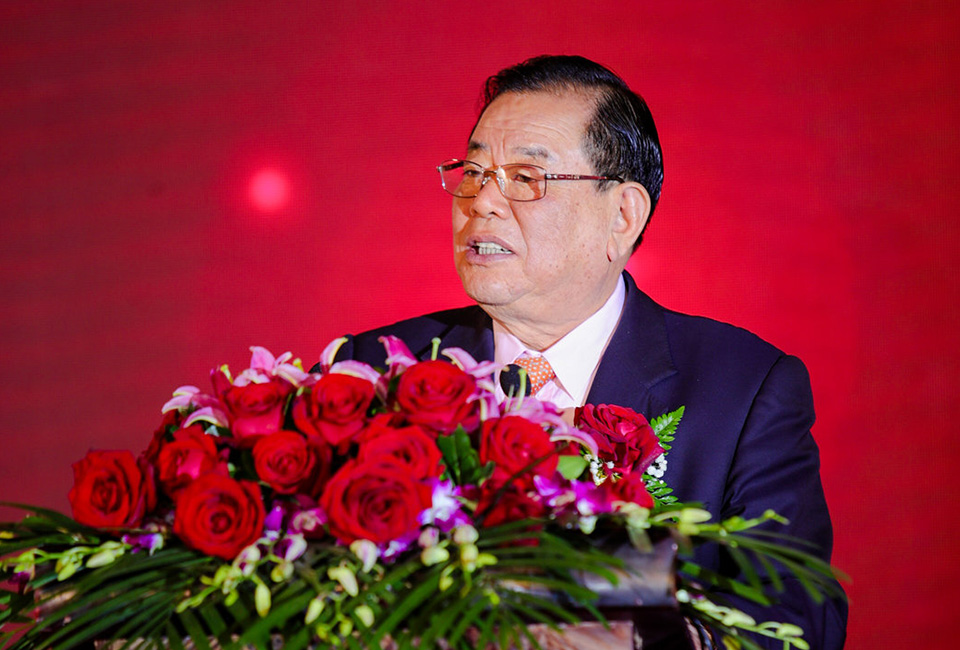 德業(yè)人將用心堅守使命,<br>為實現(xiàn)夢想不懼櫛風(fēng)沐雨、砥礪前行。
